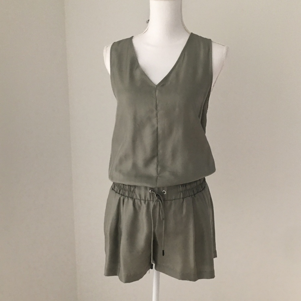 $780 rag & bone NEW YORK  Jumper SIZE 2
